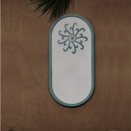 Etagere Grande Coloured: Artisanal Engraved Tray