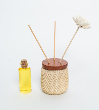 Varyà Reed Diffuser - Long Lasting Aromas with Timeless Design