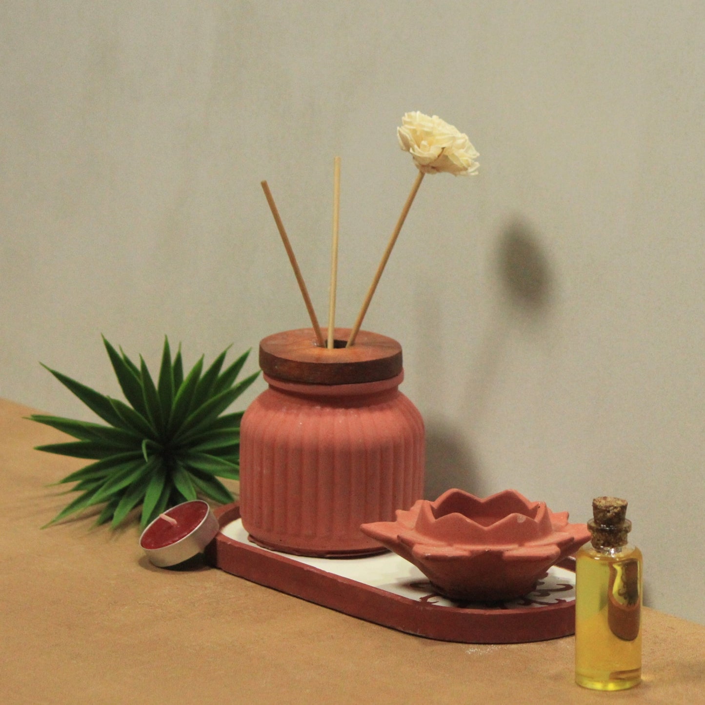 Mudrà Terra Set (Sahasyà Reed Diffuser, Sujà Candle with Etagere Engraved Tray) - Pankh by Aurum